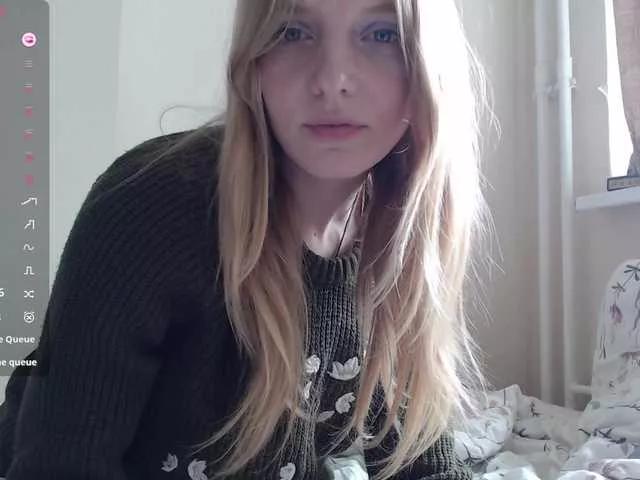 Freechat CatinMilkland on BongaCams