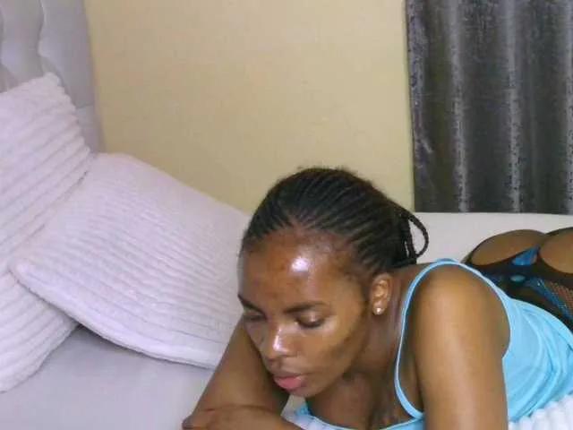 Freechat Cece-16 on BongaCams