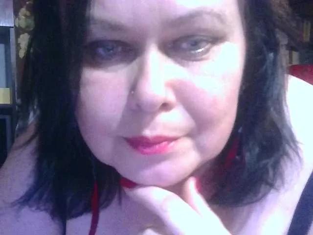 Offline CharleeKendall on BongaCams