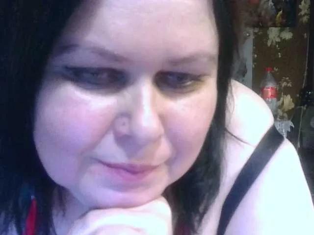 Offline CharleeKendall on BongaCams