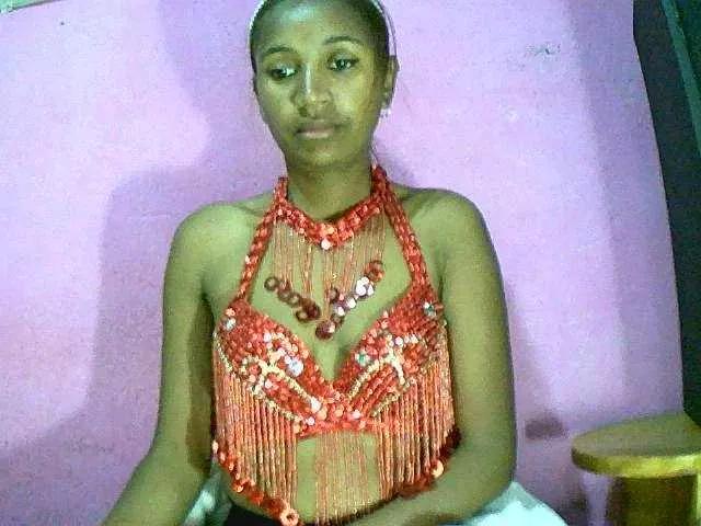 Offline Chellah01 on BongaCams