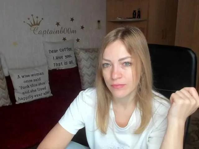 Offline CherishSia on BongaCams