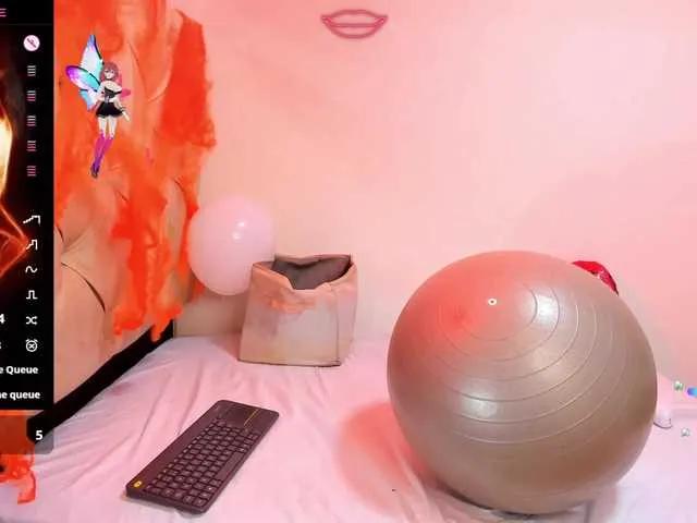 Offline cleopatra-hot on BongaCams