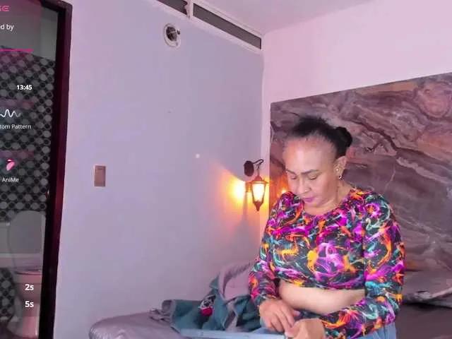 Freechat cloeerabbyt on BongaCams