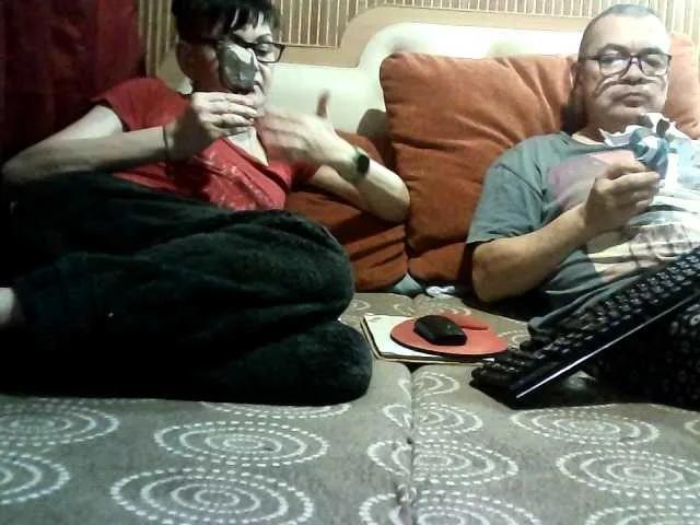 Offline coupleofcoolx on BongaCams