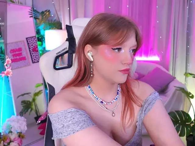 Freechat CrazyWine on BongaCams