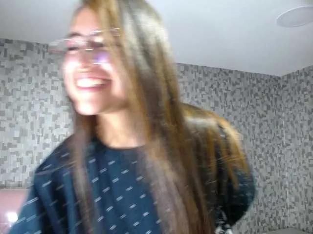 Offline CrisstalPink on BongaCams