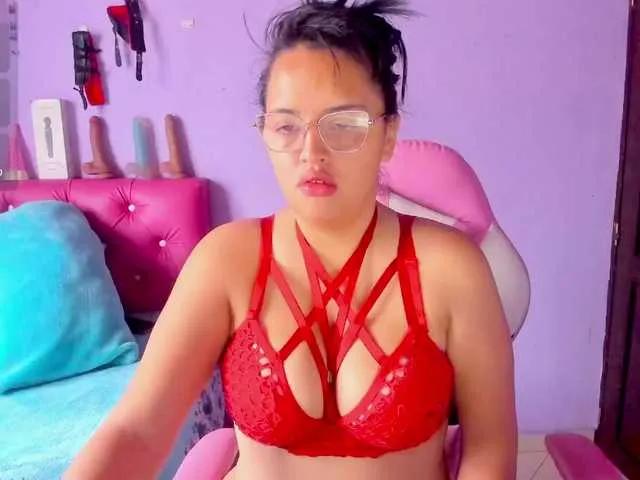 Offline cristaln07 on BongaCams