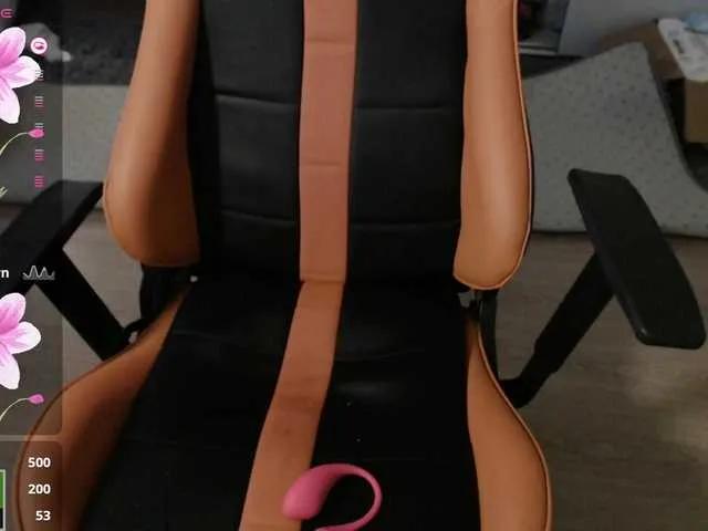 Freechat crystalyss on BongaCams