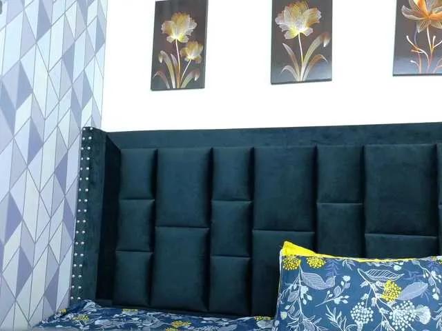 Freechat curvybrunnett on BongaCams