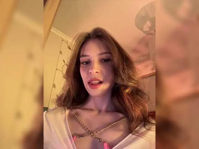 Freechat CutieDollBC on BongaCams