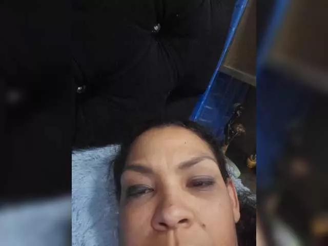 Offline Dannapez on BongaCams