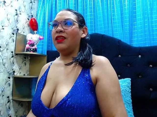 Offline Dannapez on BongaCams