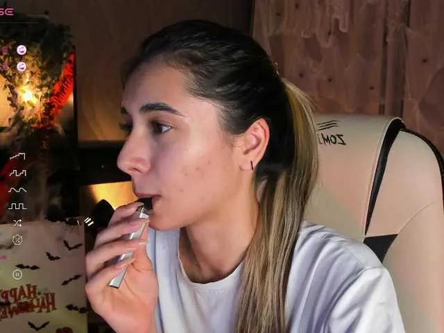 Offline DarlaBelle on BongaCams