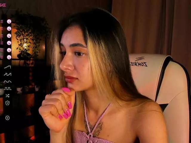 Offline DarlaBelle on BongaCams