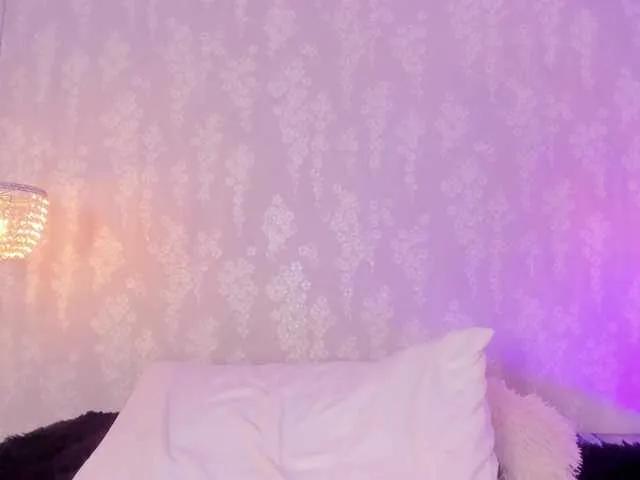 Freechat dayra-angels on BongaCams