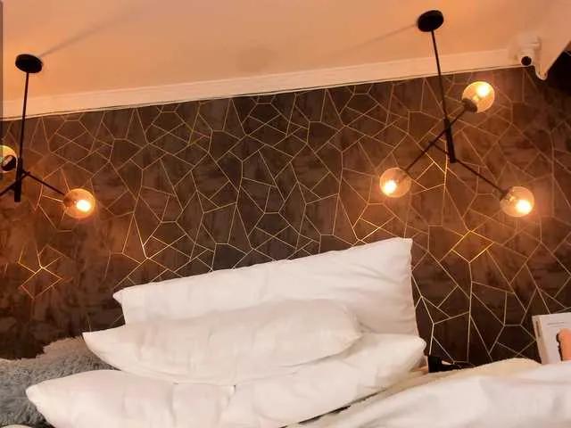 Freechat dayra-angels on BongaCams