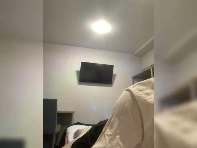 Offline Devochka1010 on BongaCams