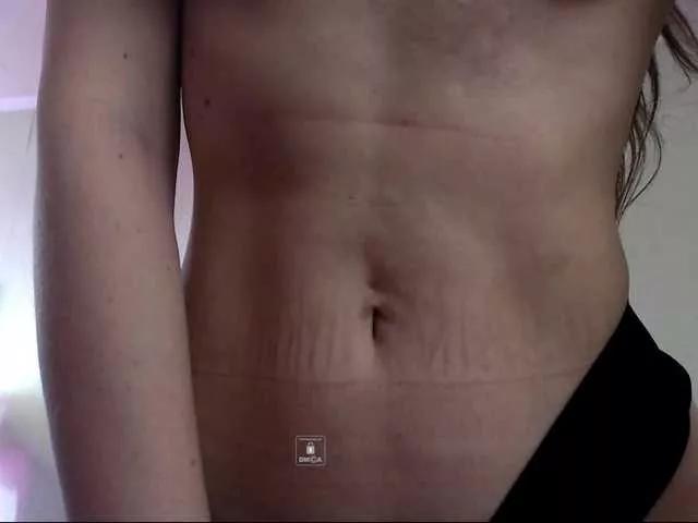 Offline DiaFoxi on BongaCams