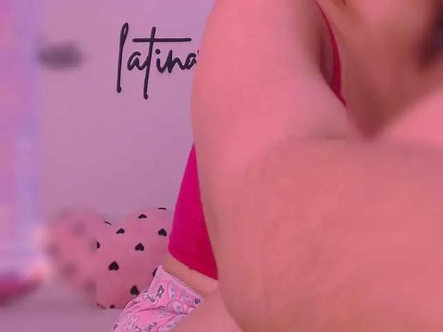 Offline diva-tropical0808 on BongaCams