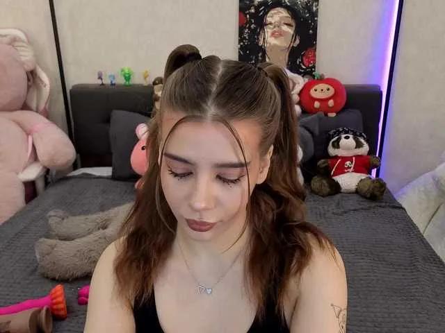 Offline dolly-ll on BongaCams