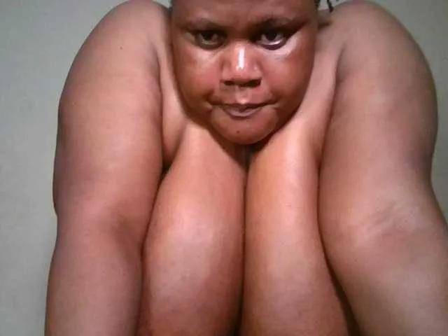 Freechat Ebonymagixs on BongaCams