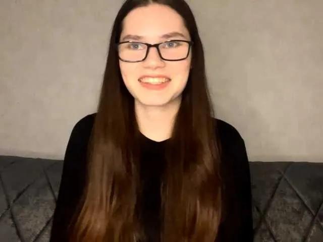 Offline ElinOroz on BongaCams