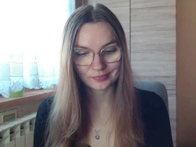 Offline Ellyxcute on BongaCams