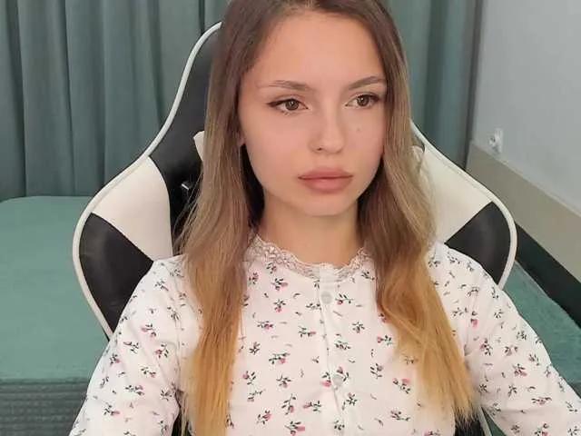 Freechat EmilySkout on BongaCams