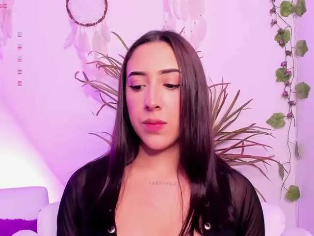 Freechat Emylopez on BongaCams