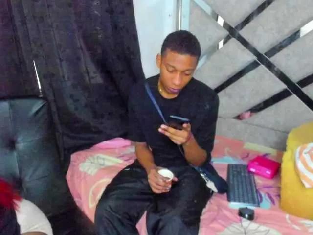 Offline EvaxEmma on BongaCams