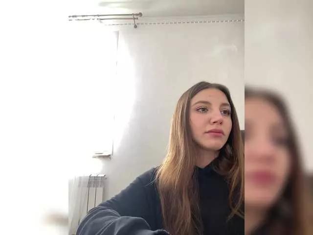 Offline Evelonelfi on BongaCams