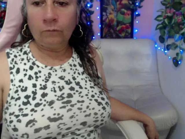 Offline Evil-neighbor on BongaCams