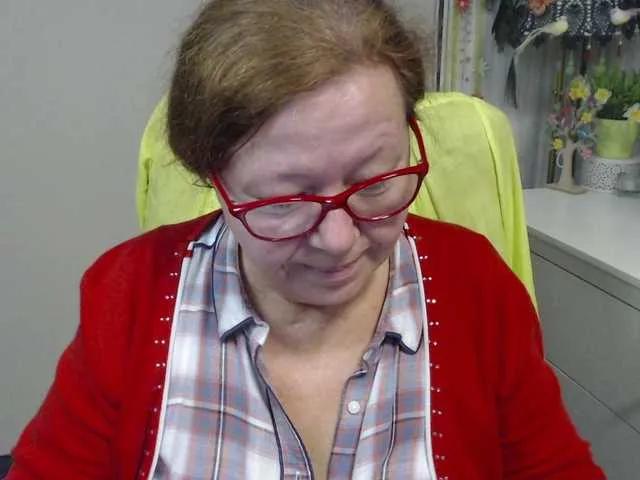 Freechat flirty-adele on BongaCams