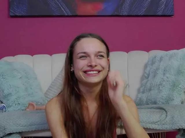 Offline FoxyMia on BongaCams