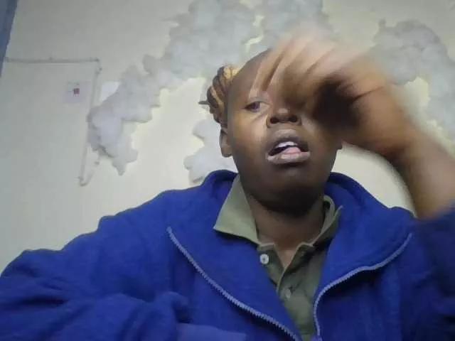 Offline freakcurvy8 on BongaCams