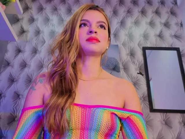 Offline Gabytaylor on BongaCams