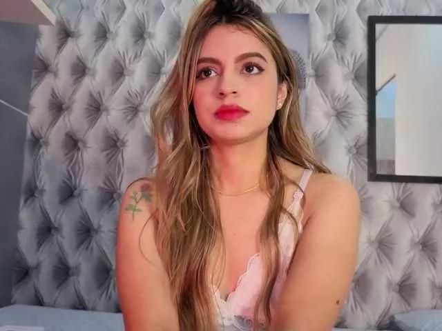 Offline Gabytaylor on BongaCams