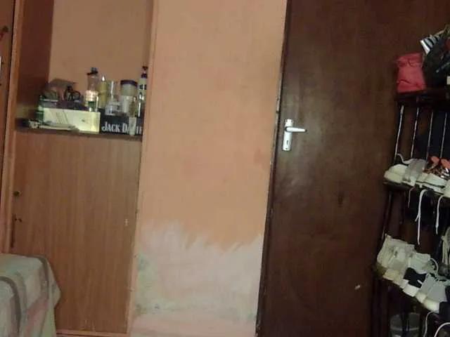 Offline Gladwell on BongaCams