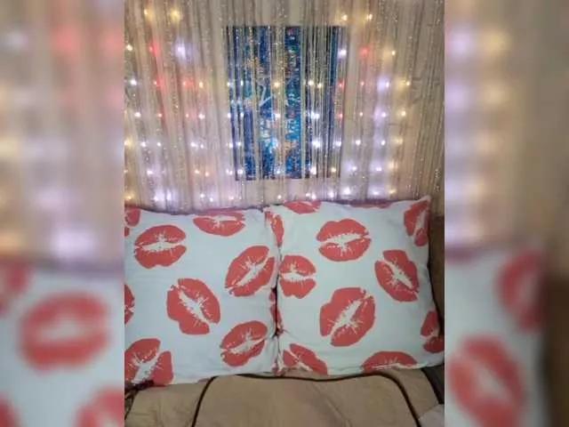 Offline Goldycam on BongaCams