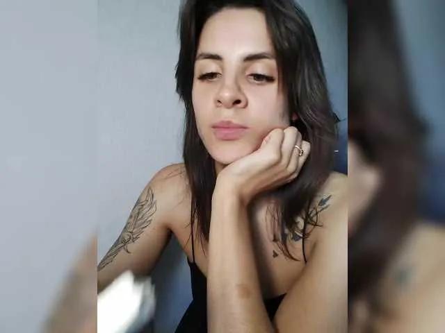 Offline GoodLexi on BongaCams