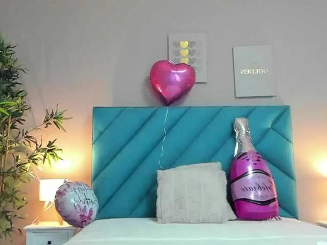 Offline HaileyVice on BongaCams
