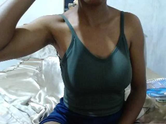 Freechat Hamour on BongaCams