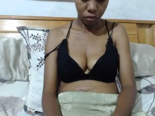 Freechat Hamour on BongaCams