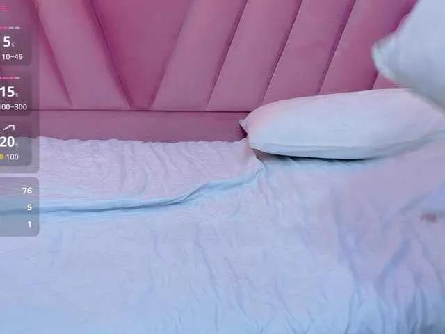 Offline horny18girl on BongaCams