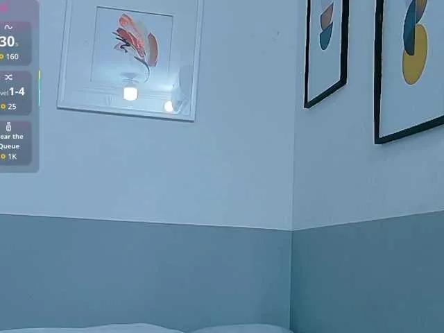 Offline horny18girl on BongaCams