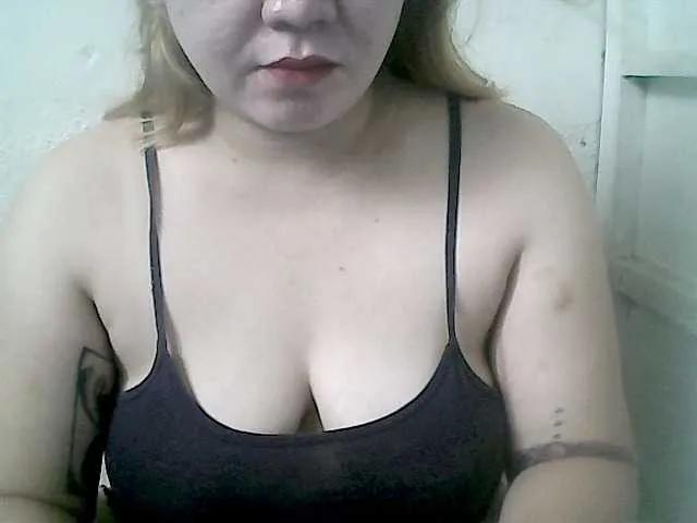 Offline Hotboobies19 on BongaCams