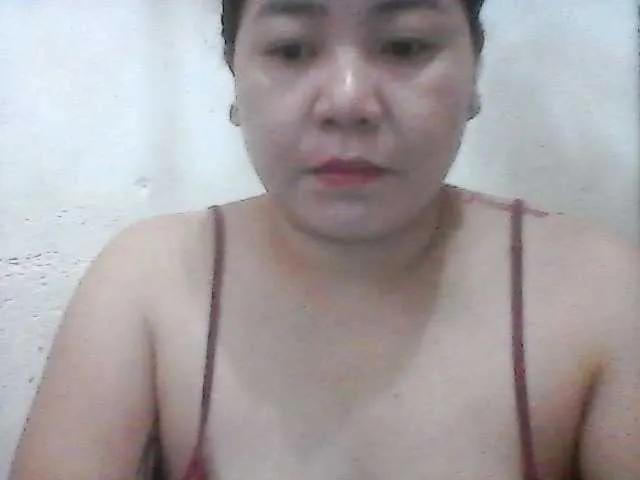 Offline Hotboobies19 on BongaCams