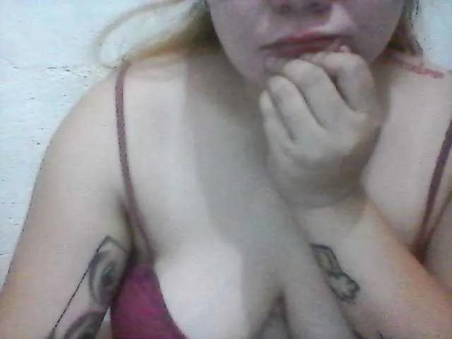 Offline Hotboobies19 on BongaCams