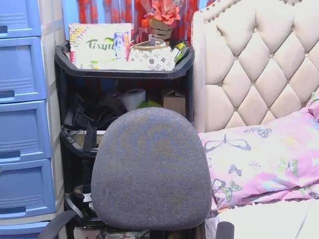 Offline hOtGranny4u on BongaCams